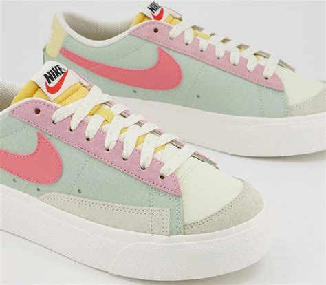 blazer low platform trainers